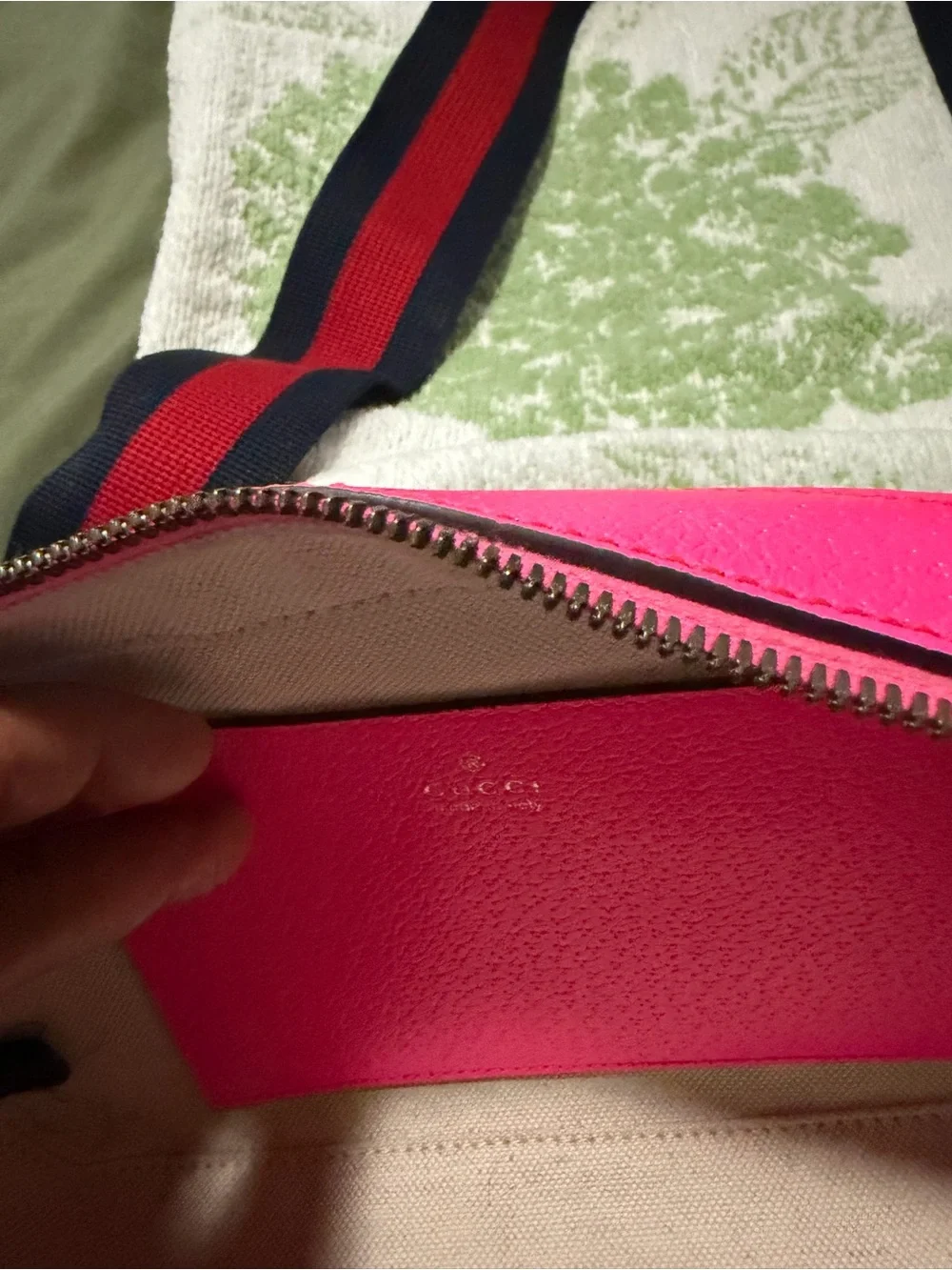 Authentic Gucci Beige GG Small Ophidia Crossbody with Pink Trim